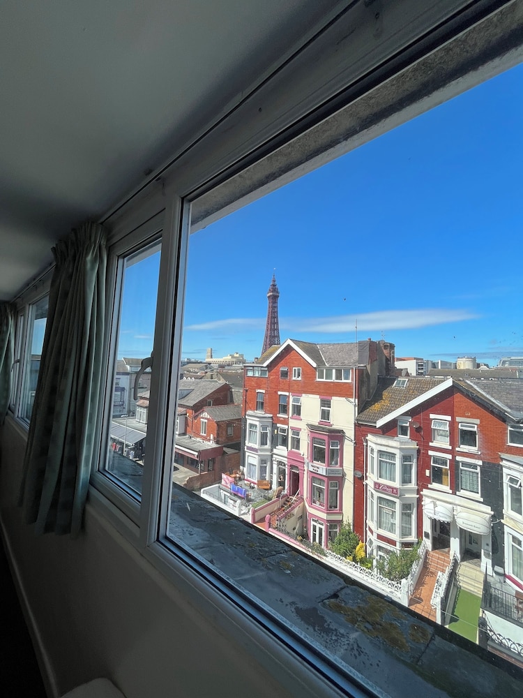 Fairhaven Hotel Central Blackpool