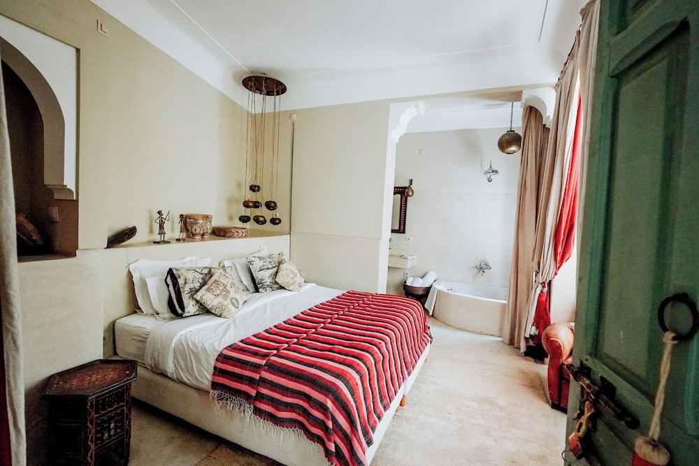 Riad dar ayur