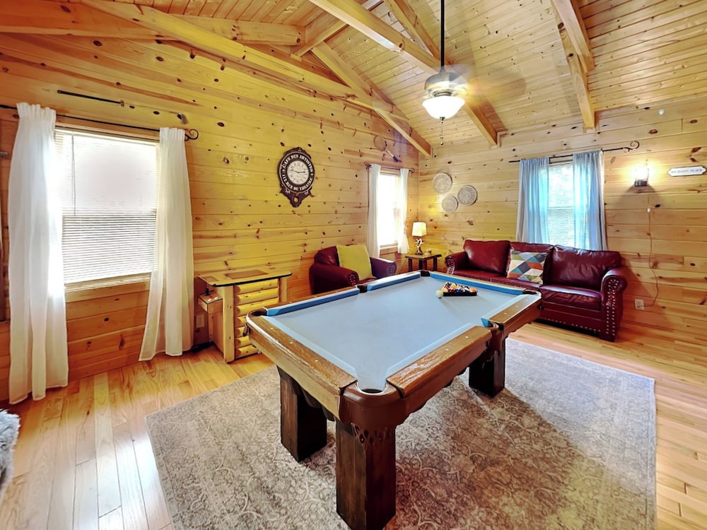 Charlottes Haus by Jackson Mountain Rentals