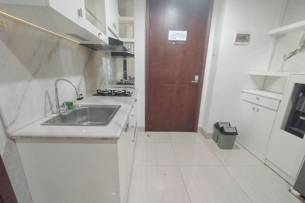 1Br Near Mall At Grand Sungkono Lagoon Apartment