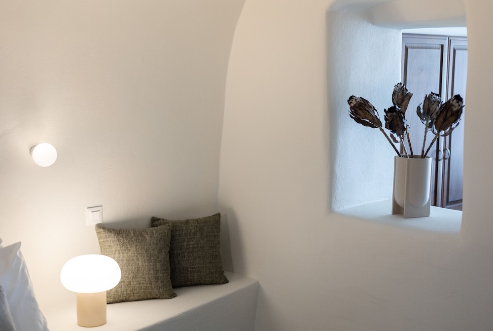 Kyrkos collection photo 2