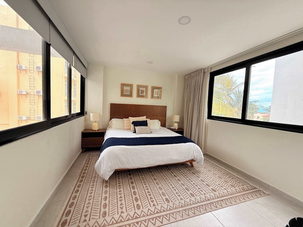 Amoara 301 Bohemian Rooftop