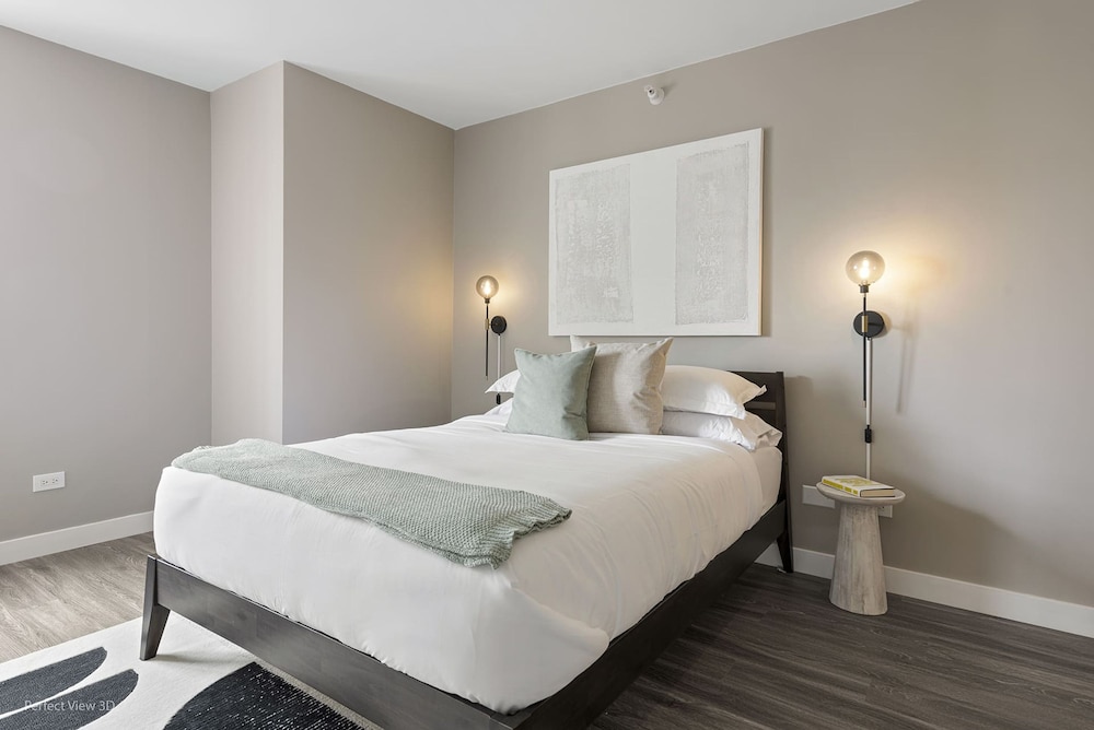 Group Ideal Home 2x 2BR Balcony Prime Location