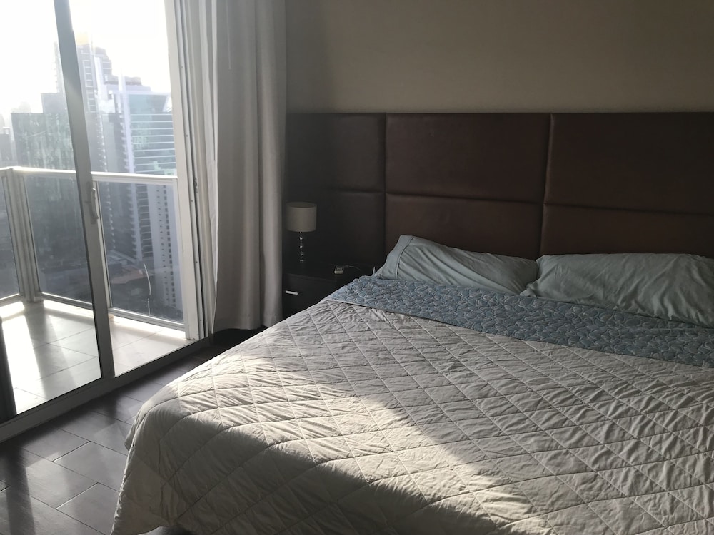 Denovo - Executive Residences