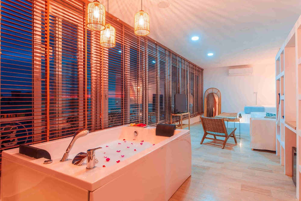 MARE MARIN BOUTIQUE OTEL - Image 28