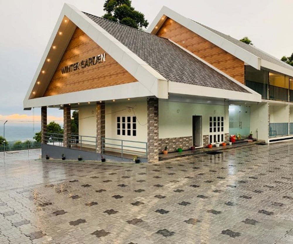 Winter Garden Resorts
