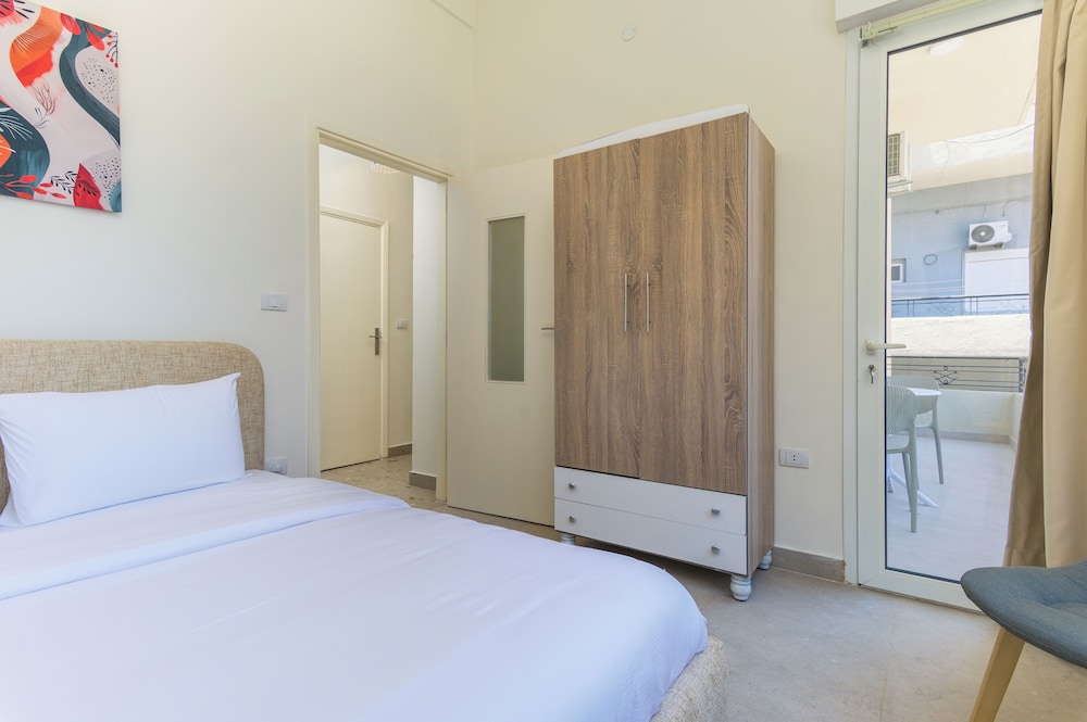 Calliope 2-BR Apartment in Gemmayze