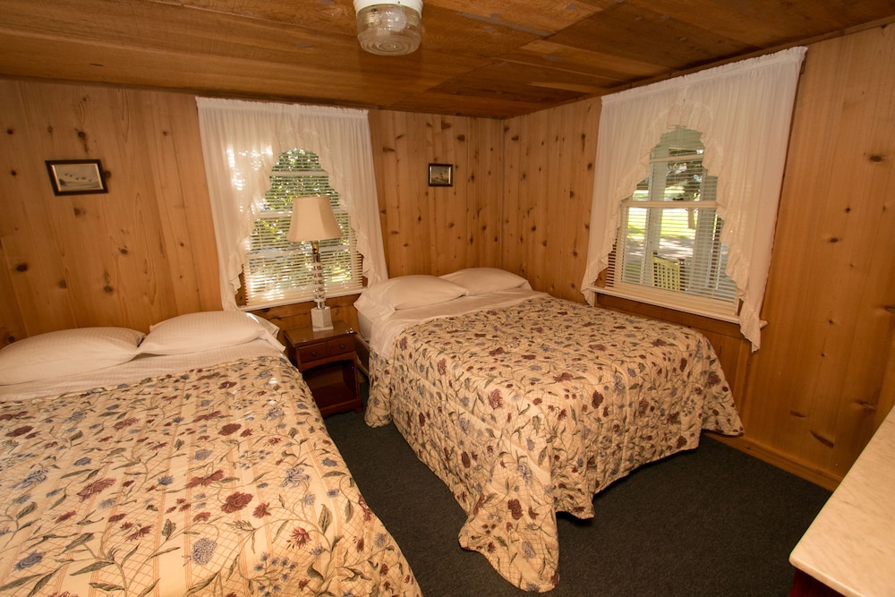 Outer Banks Motel - Village Accommodations