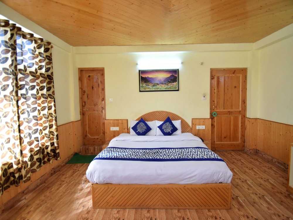 OYO 4782 Manzana Woodlet Cottage