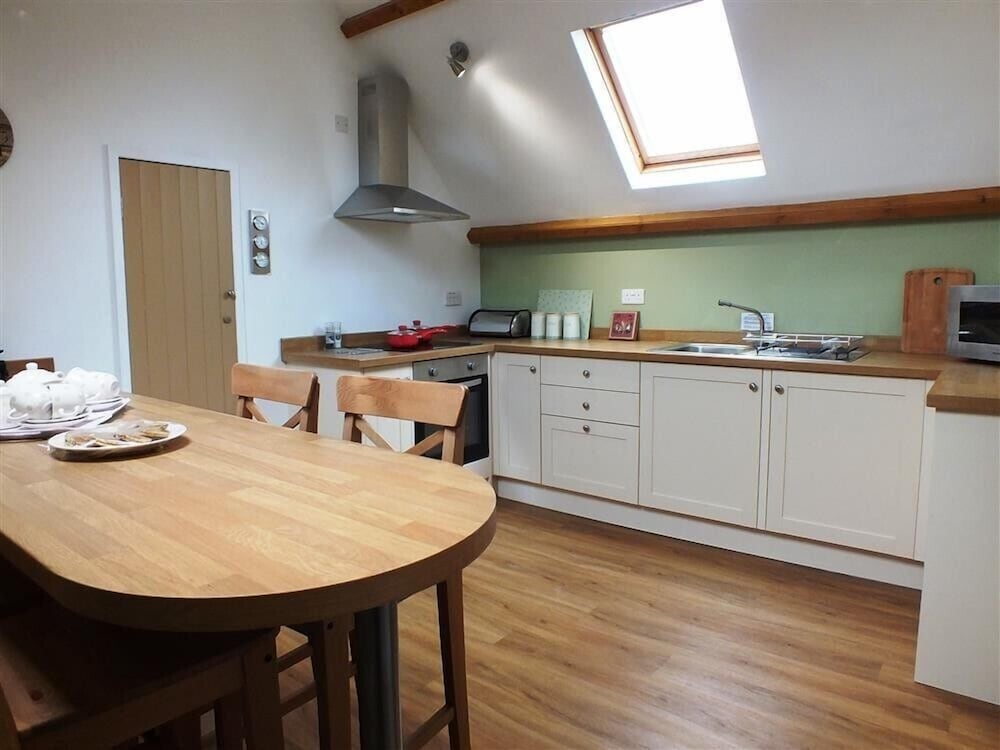 Pond Cottage