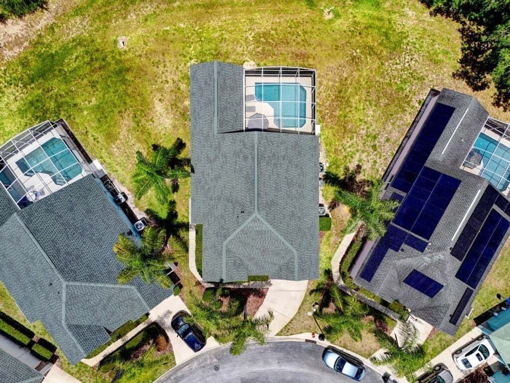 Reserve Retreat - Gated 4br With Pool Near Disney 4 Bedroom Villa