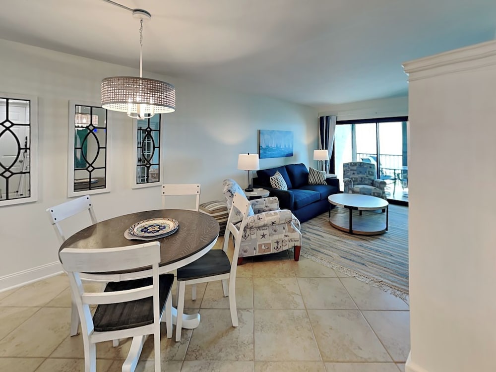Seaside 4 by Distinctive Beach Rentals