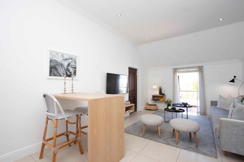 Winelands Golf Lodges at De Zalze