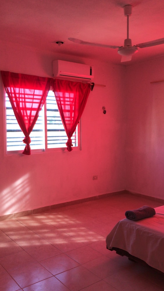 330 Hotel Altabrisa
