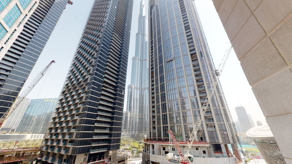 Lux BnB 3BDR Burj Khalifa & Pool Views