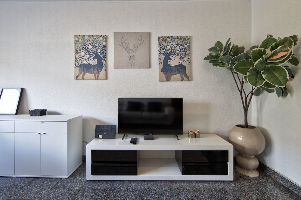 Pontinha Typical by Homing