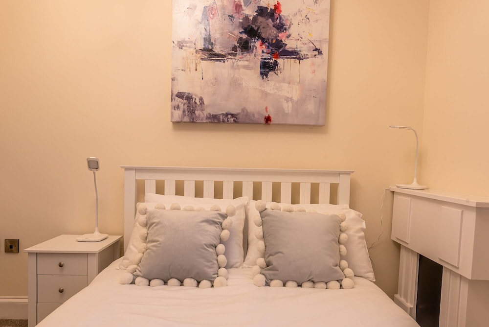 Shambles  Newly Converted Luxury view 5