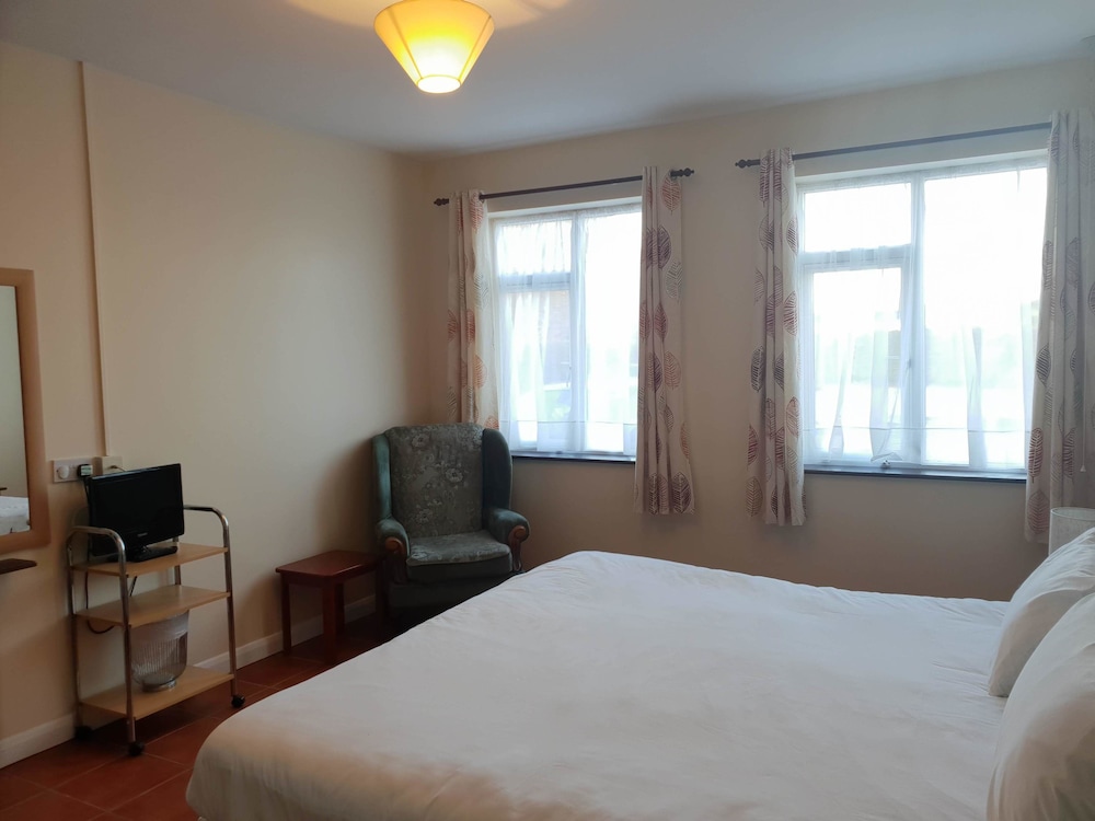 Ingoldale Fully Adapted Apartments view 3