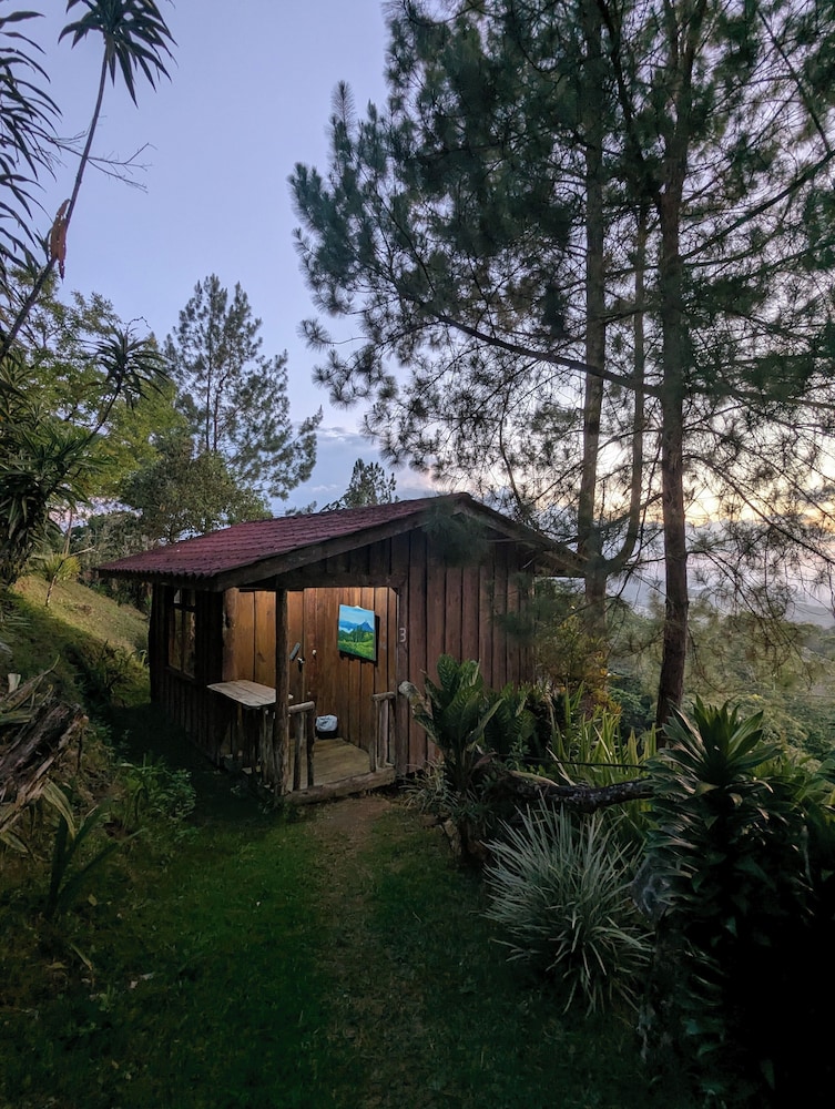 Campos de Oro Wilderness Lodge