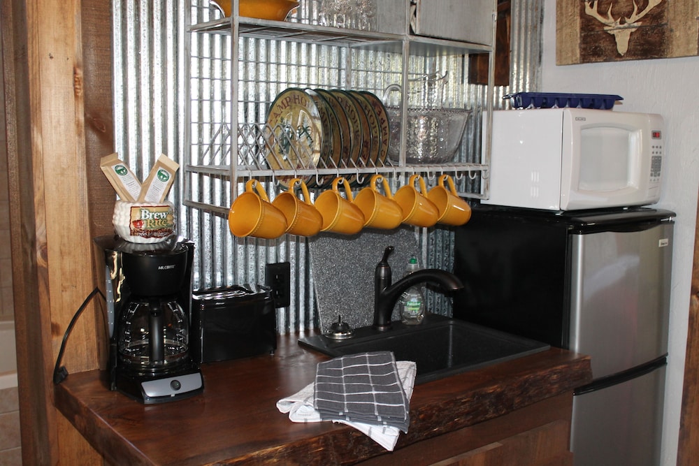 Bear Creek Lodge Cabin Resort