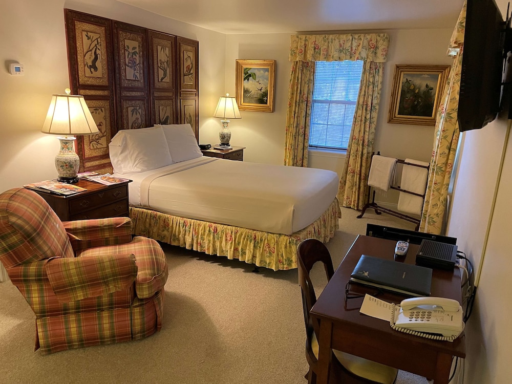 Wilmington Vacations - The Inn at Montchanin Village, a Historic Hotel of America - Property Image 21