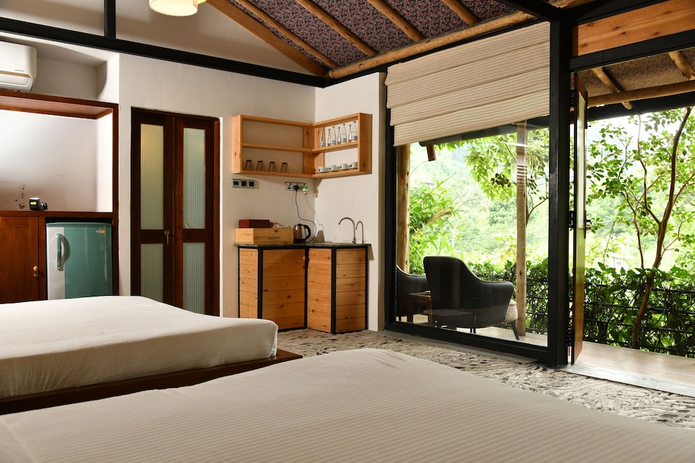 O2 Villas Ella