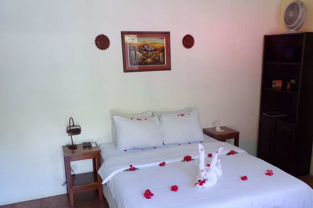 Mycasa's Bed and Breakfast