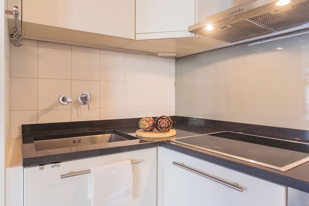 Vico Garden-203 by Rent all Como