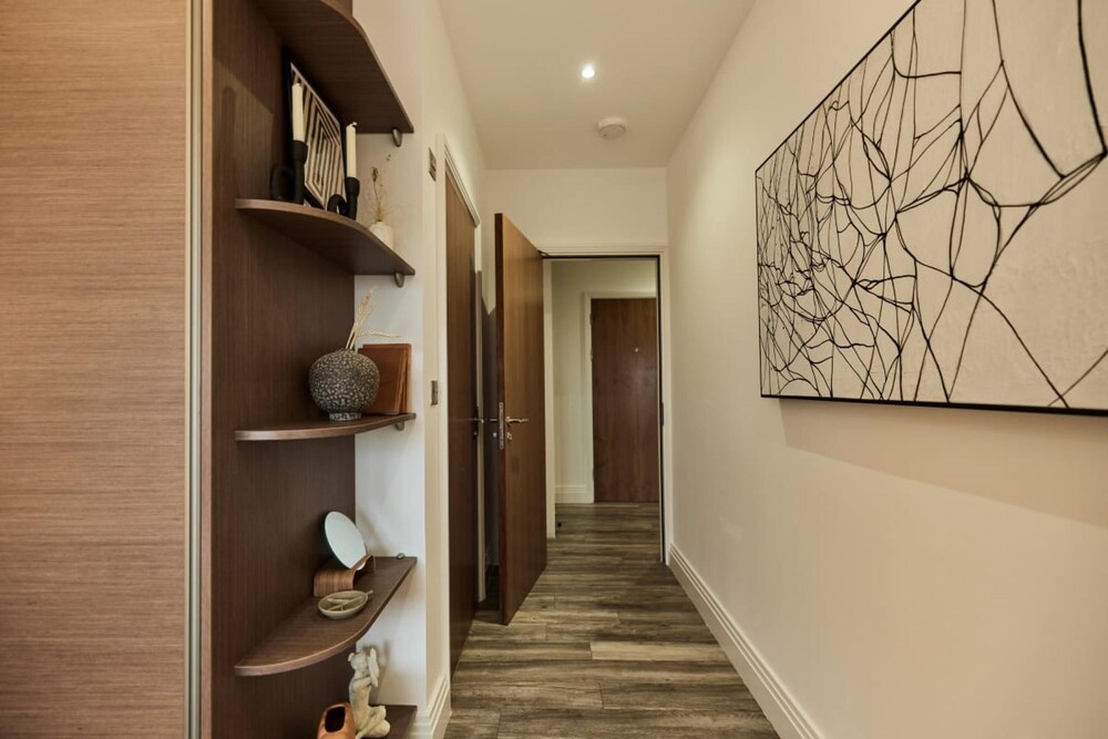 The Harlesden Escape - Spacious 3bdr Flat With Balcony