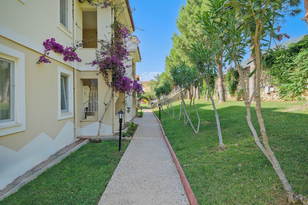 Larimar Suite Otel - Image 36