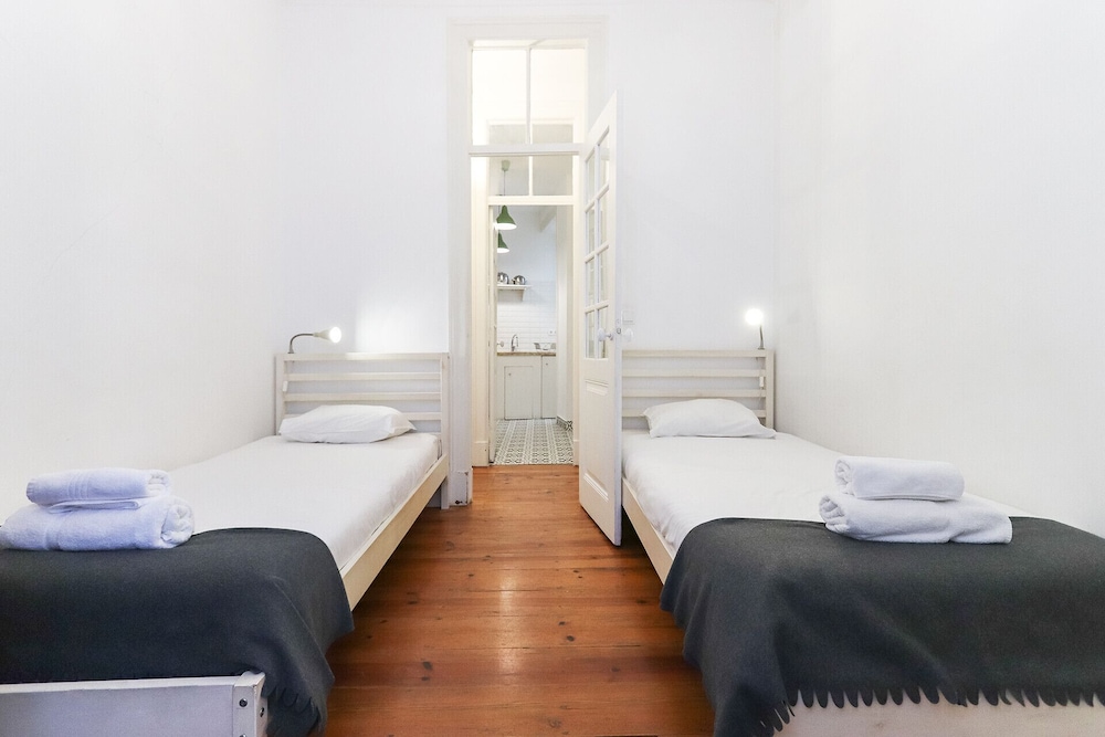 Castelo Typical by Homing