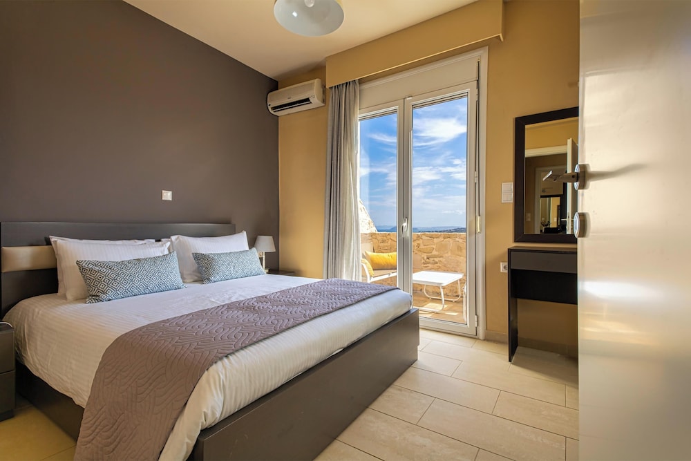 Theo Villas With Sea View