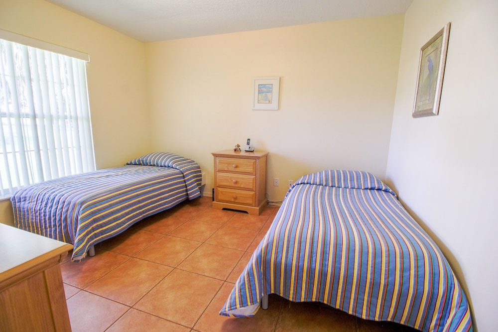 Four Bedroom Comfort  4668 Home by RedAwning view 4
