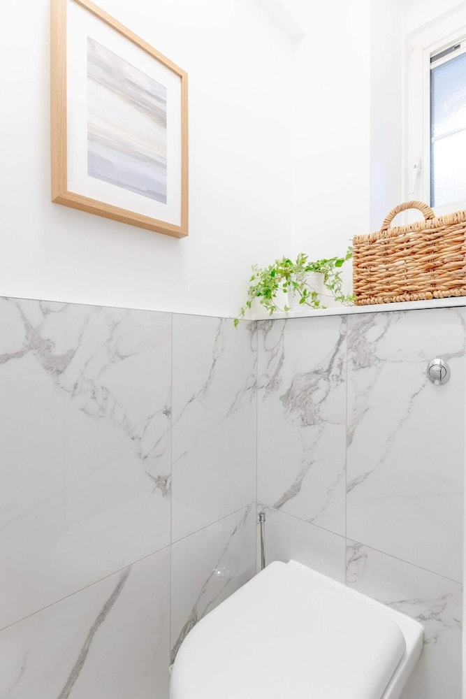 Central & Stylish 1BD Flat - 8mins to Greenwich!