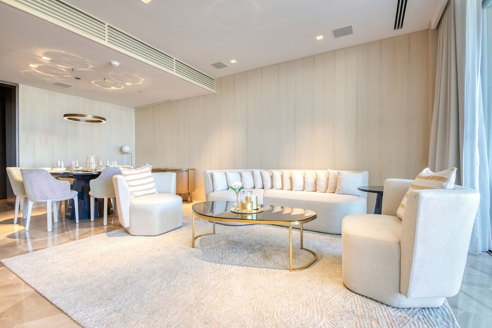 Five Palm Jumeirah Residences -Mint Stay