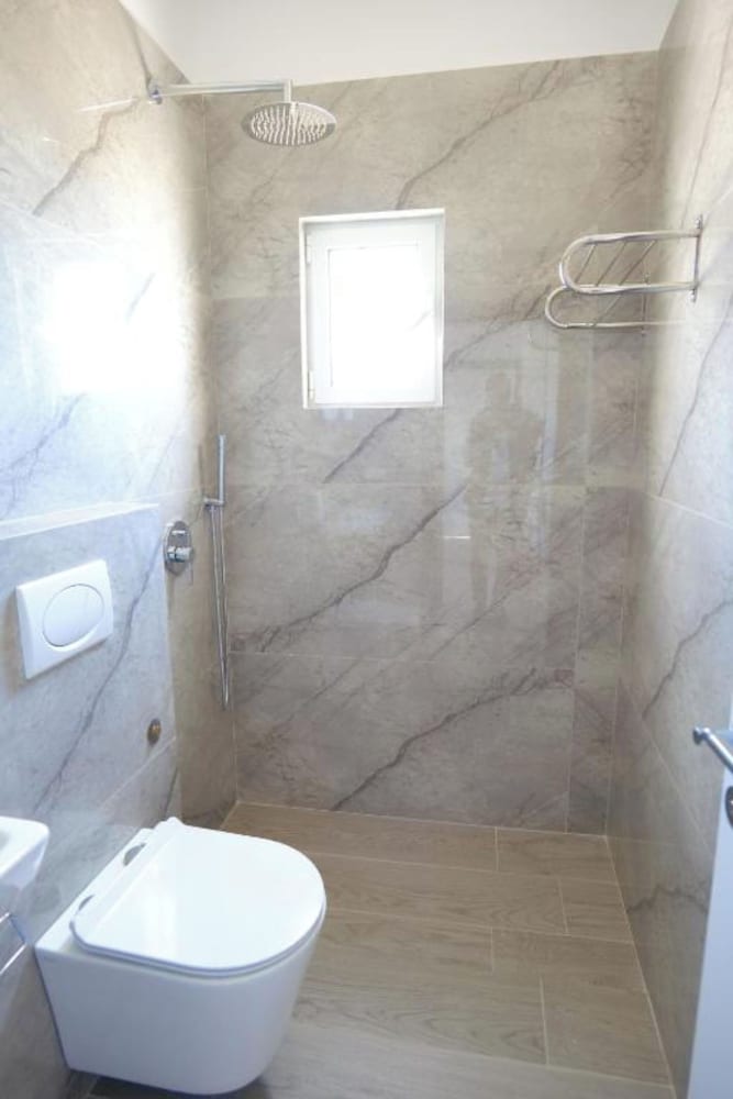Vila Xhafa