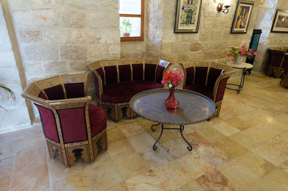 St. George’s Cathedral Pilgrim Guesthouse – Jerusalem
