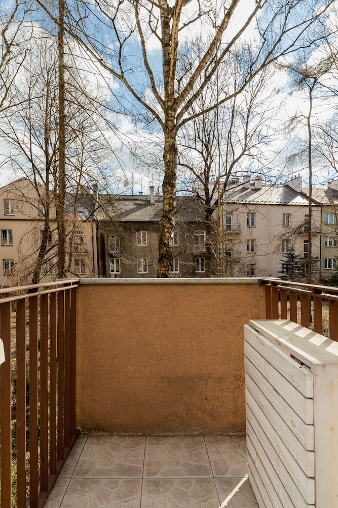 Studio Cracow Mitery by Renters view 3