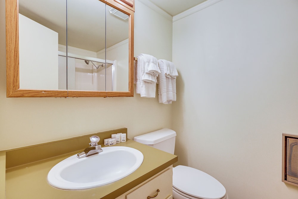 1 Mi to Beach: Cozy Incline Village Condo!