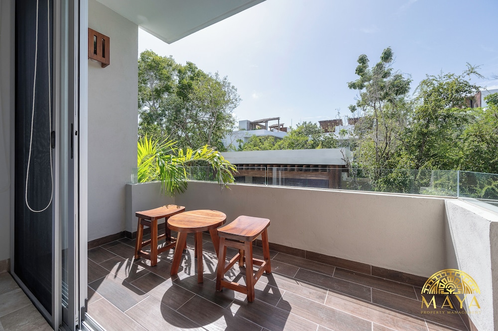 NHOA 205C 1BR Condo Pool View Aldea Zama