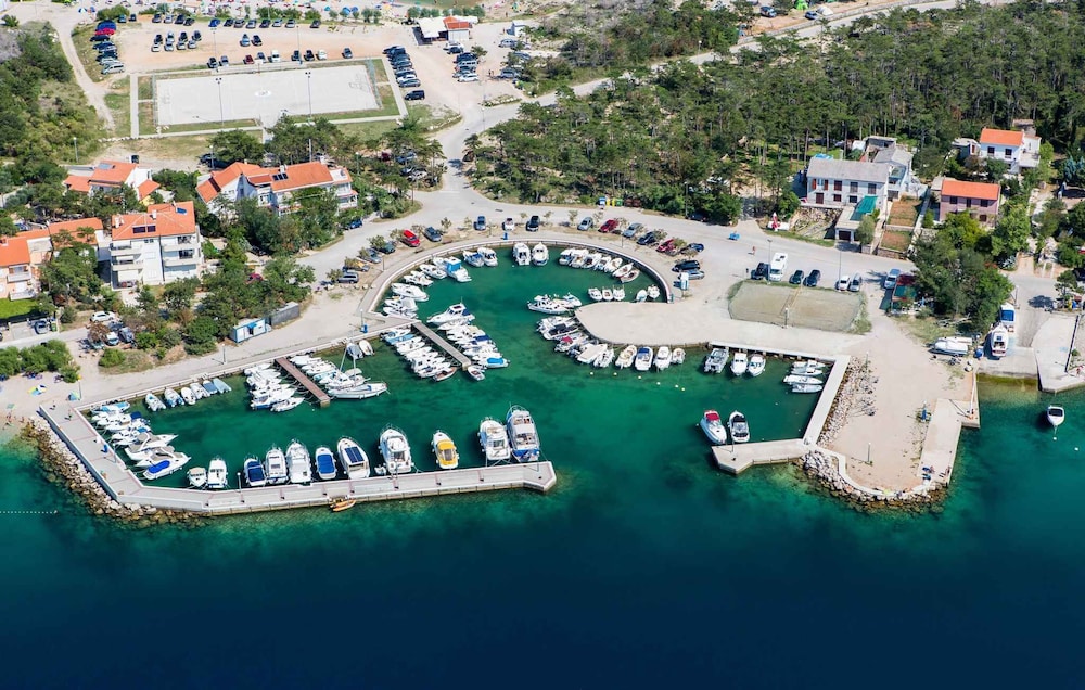 Apartments in Silo/insel Krk 14452