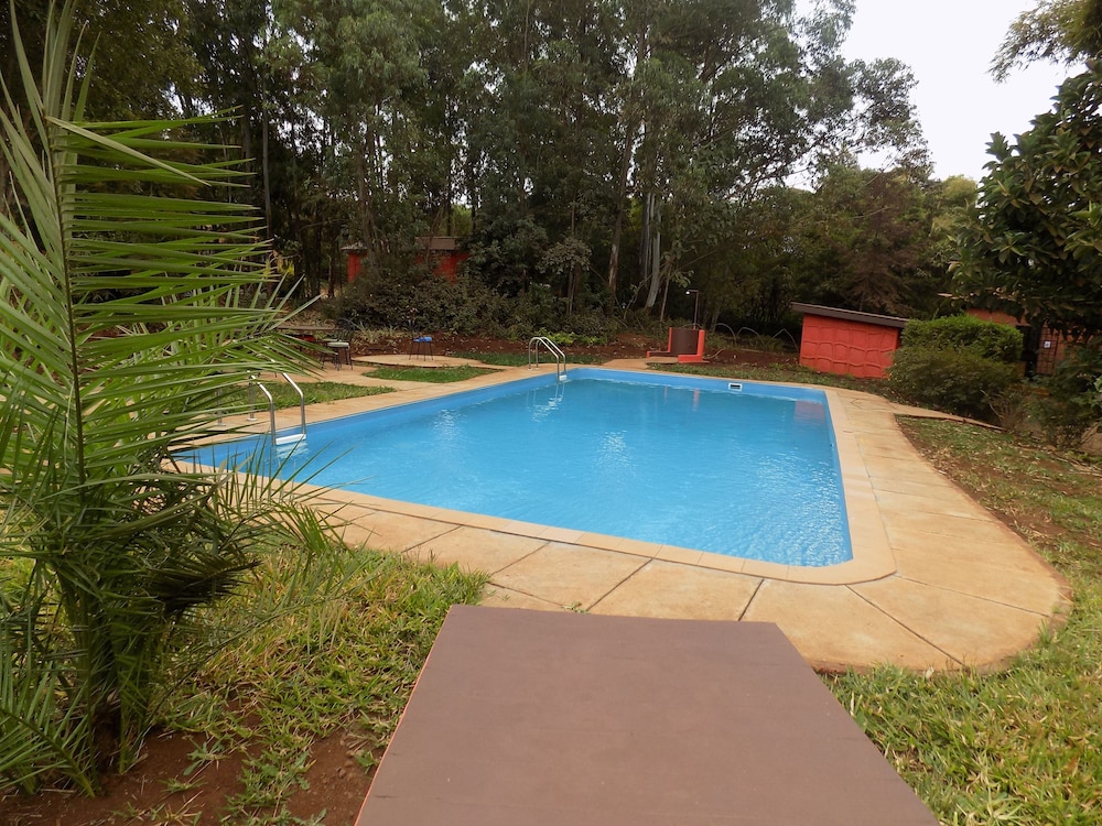 Octagon Lodge