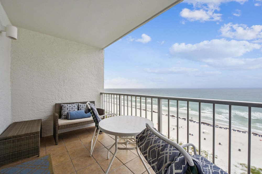 Summit by Book That Condo view 2