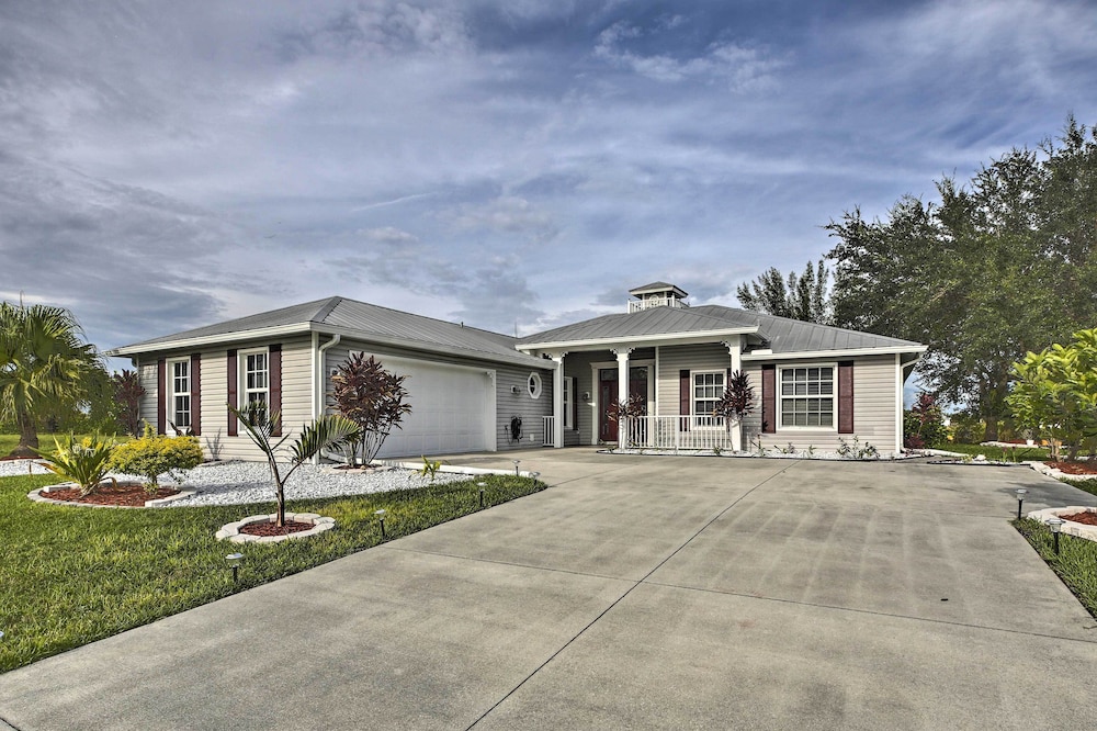 Lakefront Cape Coral Getaway w/ Furnished Lanai! view 3