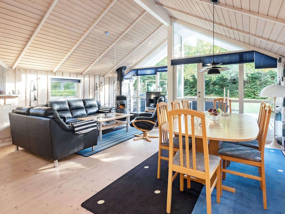 7 Person Holiday Home in Logstor-by Traum view 5
