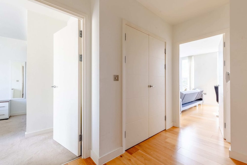 Radiant 1BD Retreat, North Maida Vale!
