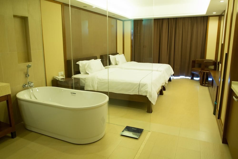Ramada by Wyndham Huizhou Xunliao Bay