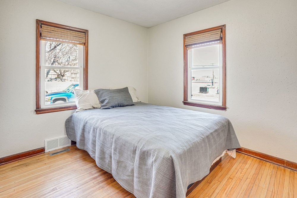 Pet-friendly Sioux Falls House - 2 Mi to Downtown! view 5