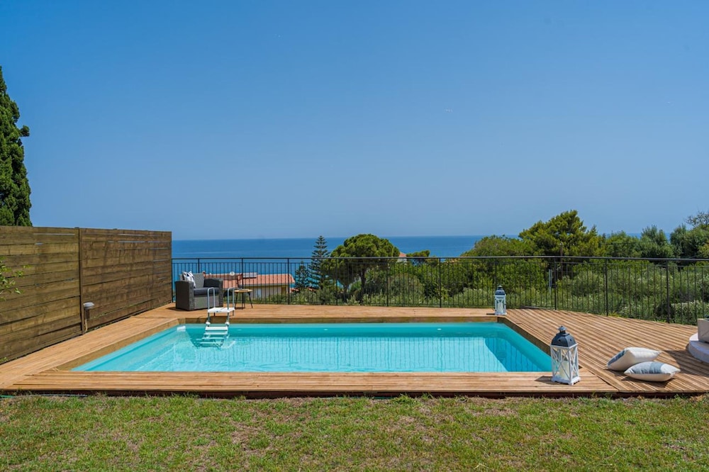 Villa Casa De Sun With Seaview Pool