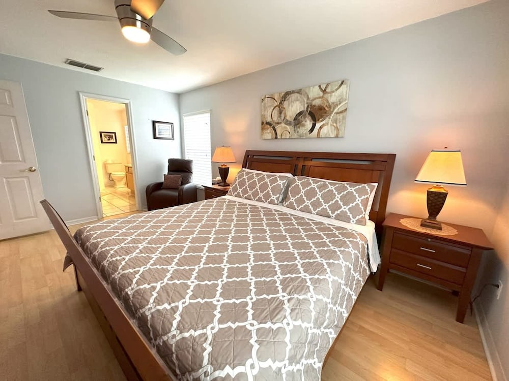 Less Than 10 Minutes From Disney 3Bd Villa With Pool